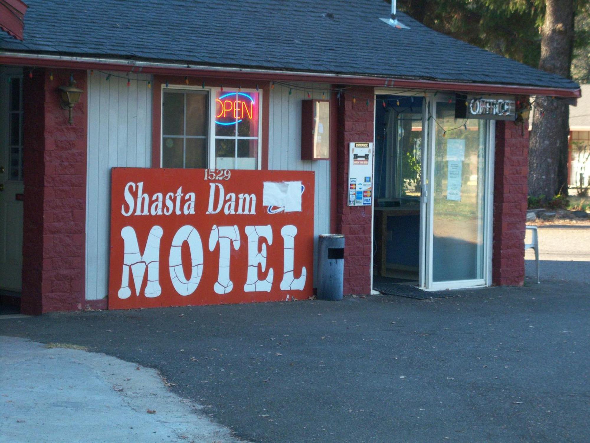 Shasta Dam Motel Shasta Lake Exterior photo
